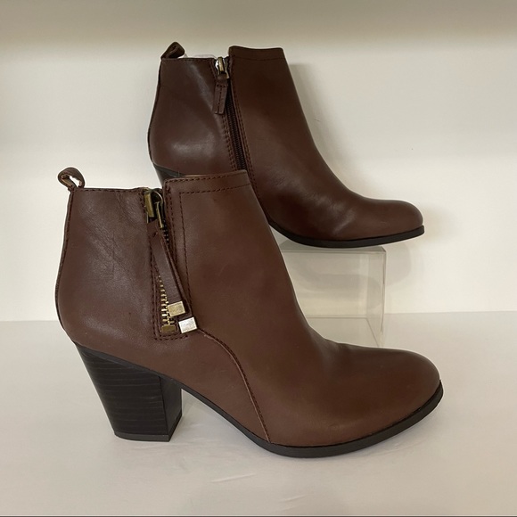 Franco Sarto Shoes - Franco Sarto DIANA Size 9M Brown Bootie’s  2 Side zippers